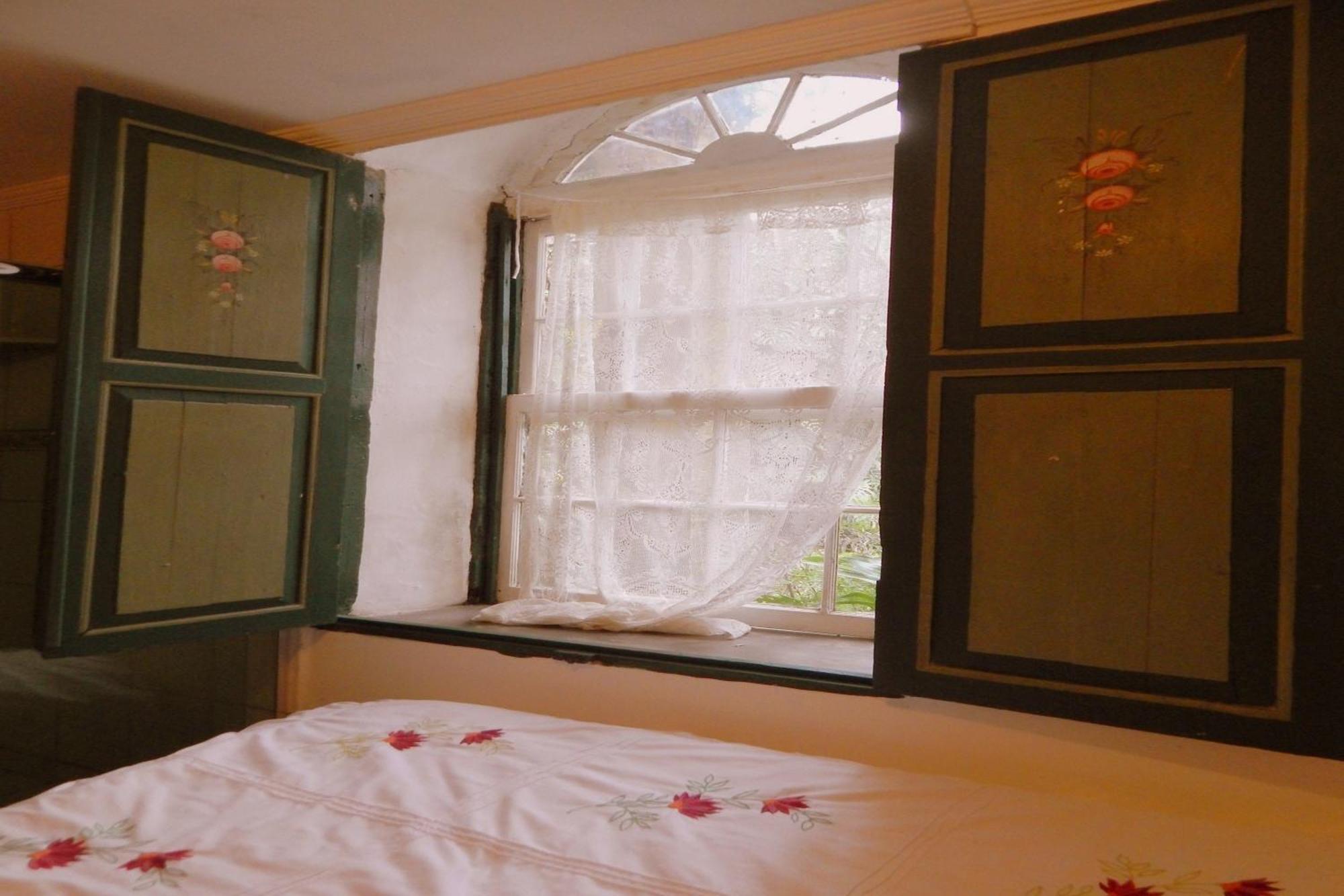Pouso Das Glicinias - B&B Ouro Preto  Luaran gambar