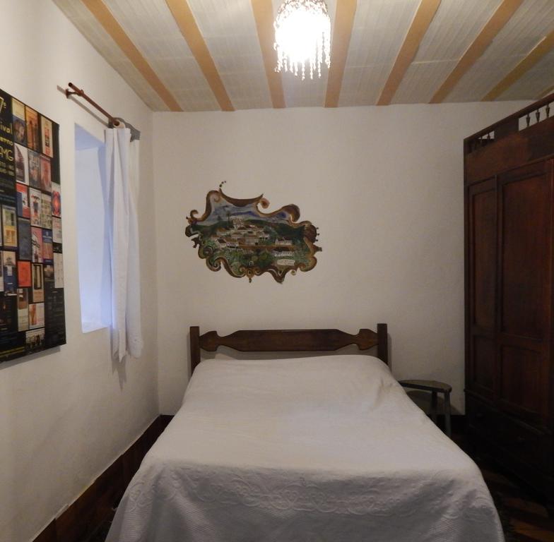 Pouso Das Glicinias - B&B Ouro Preto  Luaran gambar