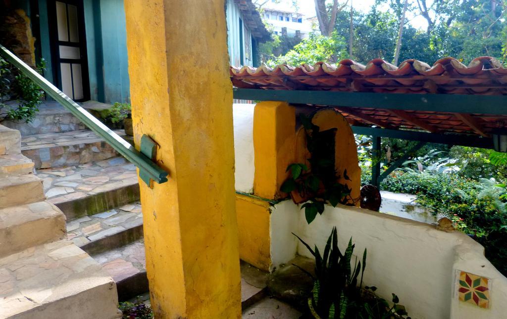Pouso Das Glicinias - B&B Ouro Preto  Luaran gambar